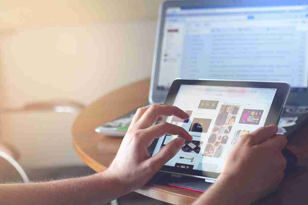 Privates Internet am Arbeitsplatz: Wo liegen die Grenzen?